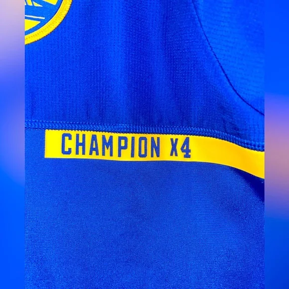 NBA Golden State Warriors 4X Champion Jacket Adifas Size Med. Perfect Condition - Picture 2 of 9